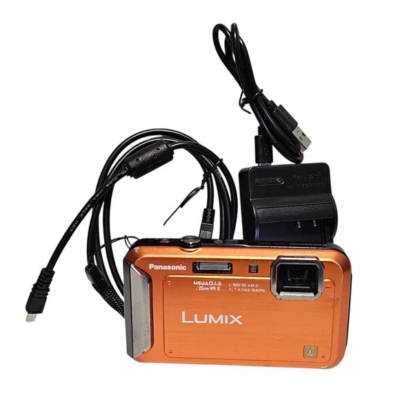 ⭐︎なべパナソニックLUMIX DMC-TS20防水タフカメラ 送料無料 ⭐︎なべ